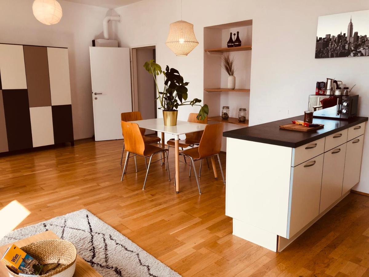 Helle 4 Zimmer Familien-Wohnung Mit Balkon! Schloss Schonbrunn In Gehdistanz Viena Exterior foto